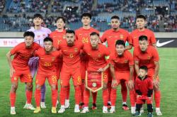 武磊遭遇争议红牌，内马尔乘势反超比分完成逆转的简单介绍