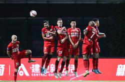 大连足球盛宴：大连一方迎战河北华夏幸福的简单介绍