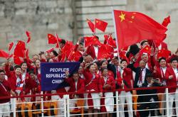 关于国家代表团包揽多项比赛奖牌，成绩斐然的信息