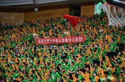 中国队在洲际足球比赛中勇夺头筹