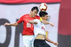 苏宁战平淄博，暂居积分榜第四位置