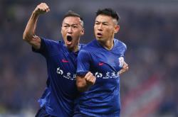 申花开场5分钟连进两球，皇马防线形同虚设！