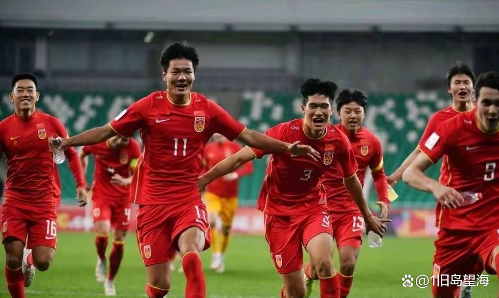 亚洲足球选手在国际比赛中取得胜利