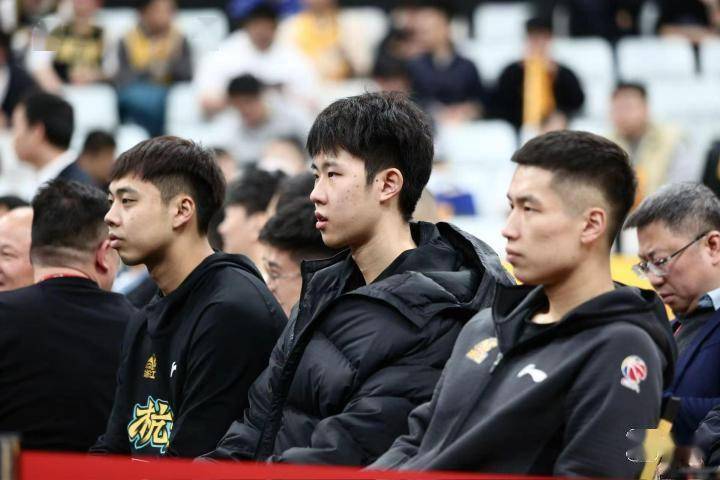 浙江男篮胜新疆男篮，取得重要胜利