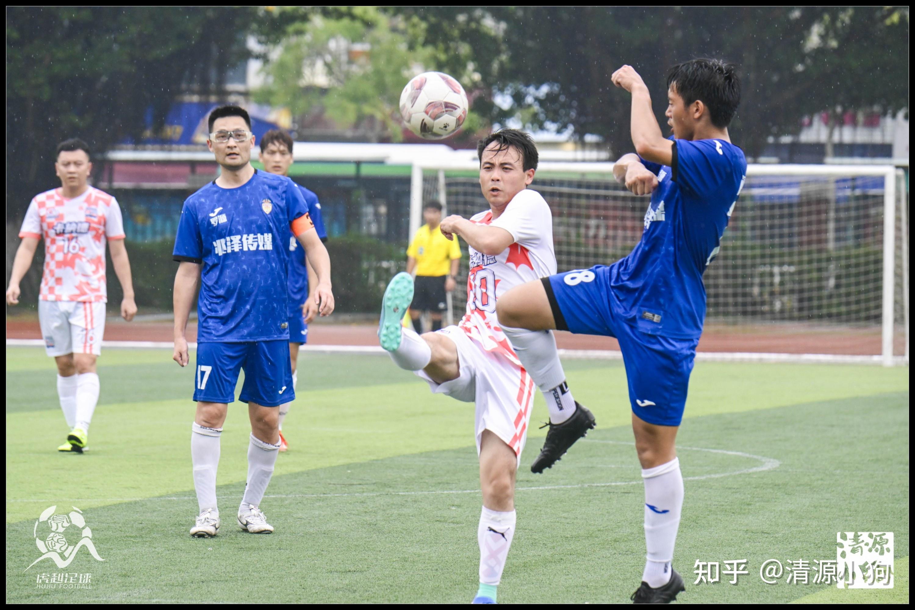 关于足球联赛风雨飘摇，球队实力对待的信息