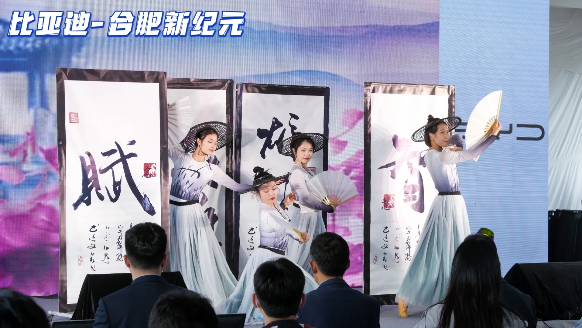 尽展实力，完美收官坐稳领先