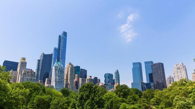 包含几内亚队赢得掌声，淘汰赛前景一片光明的词条