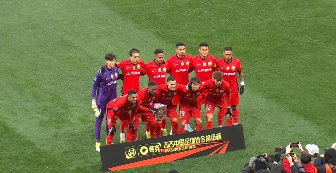 足坛焦点：法超联赛激情上演，球场风云再起！的简单介绍