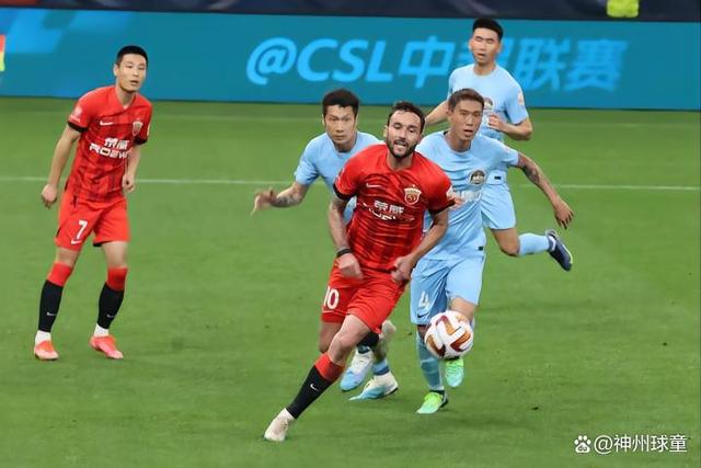 包含海港五连胜继续领跑积分榜，巴萨主帅陷下课危机！的词条