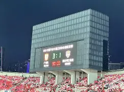 关于战术奏效！利物浦双翼齐飞压制维尼修斯整场无力还手！的信息