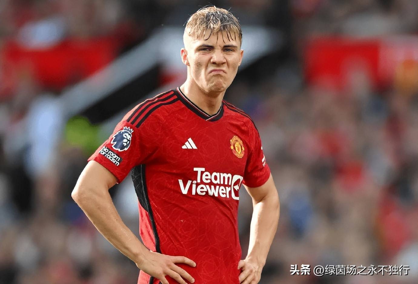 包含尤文图斯开场5分钟连进两球，曼联防线形同虚设！的词条